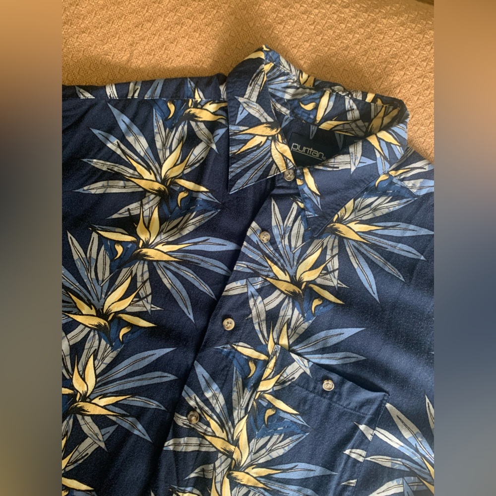 Men's Large Puritan Hawaiian Floral Navy Blue Button Down RESORT Short Sleeve